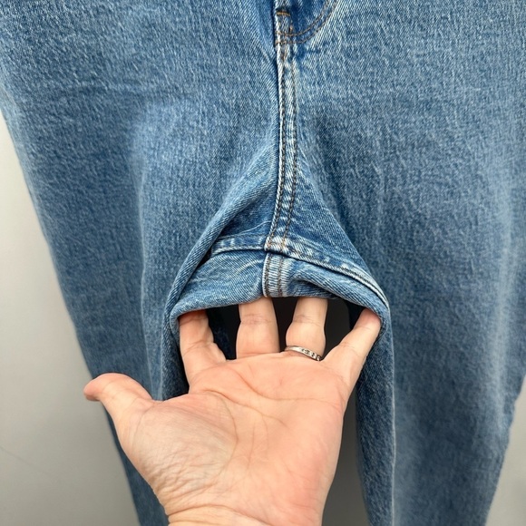 ABERCROMBIE & FITCH The 90's high rise straight plus size medium wash jean 16L - Picture 8 of 15